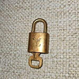 Louis Vuitton  Padlock  and key #321